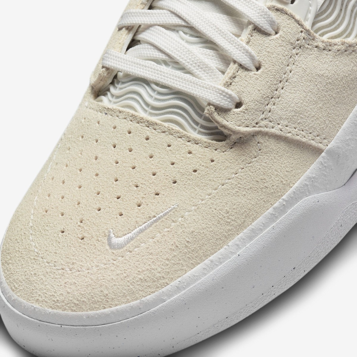 Nike SB Ishod Premium Shoes 'Summit White' (DQ4558-111