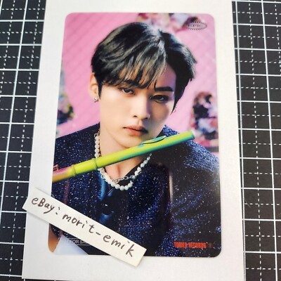 LEEKNOW Stray Kids THE SOUND Tower Records Official clear Photo