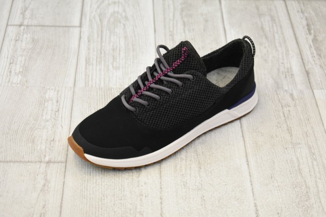reef rover low black
