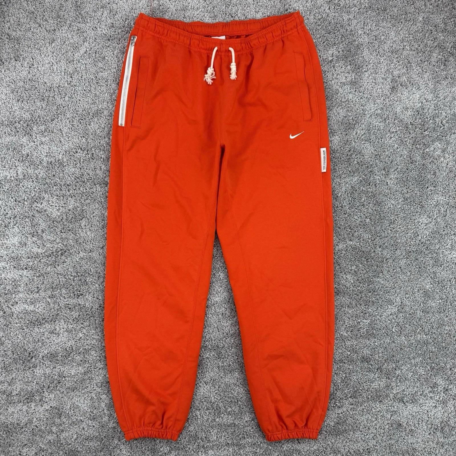 Nike Standard Issue Joggers Men’s L Orange Drawstrings CK6365-891 Sweatpants
