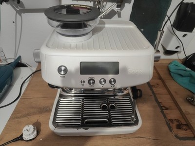SAGE the Barista Pro Espressomaschine - Weiß 