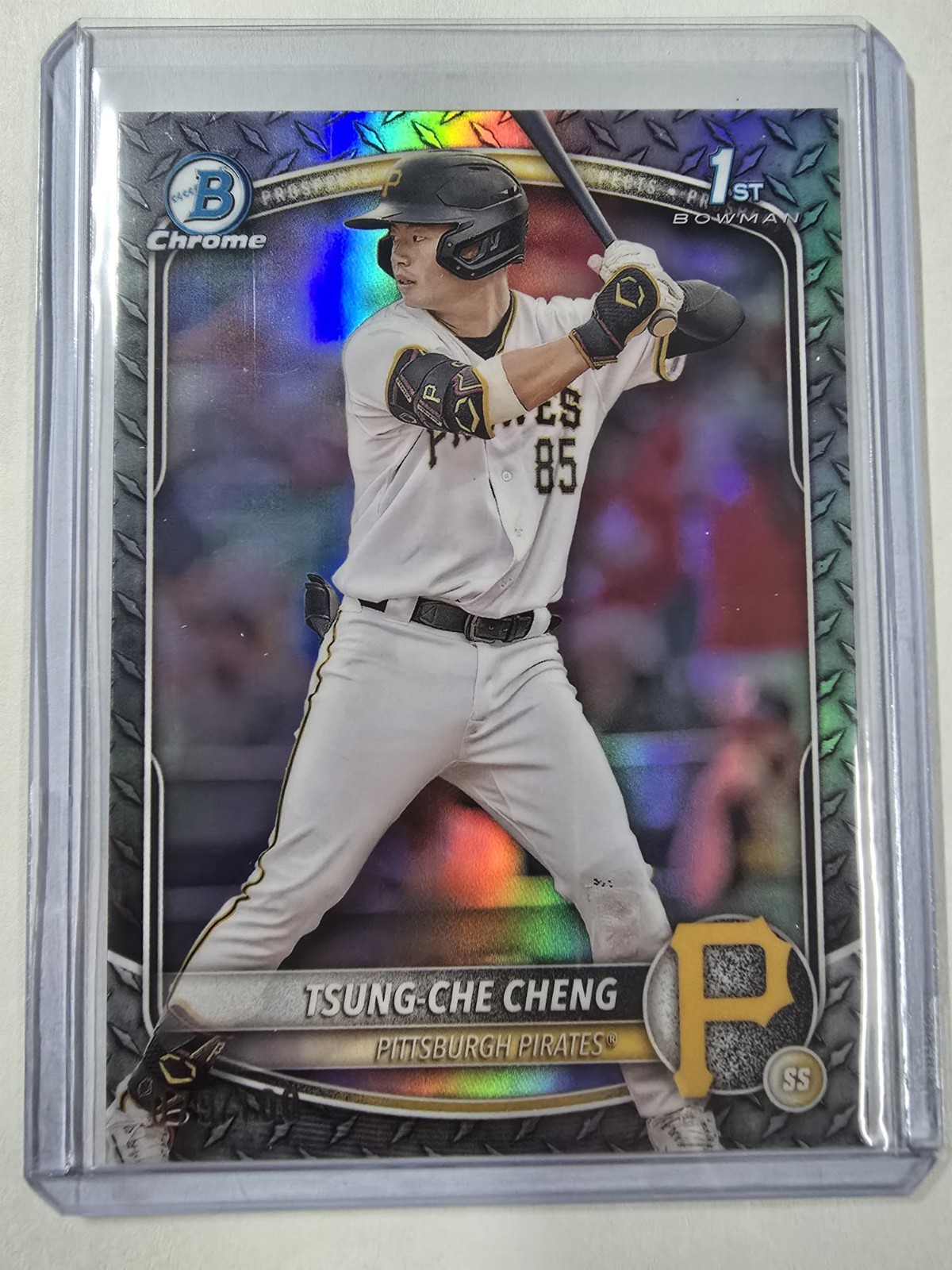 2025 Bowman Tsung-Che Cheng 1st Bowman Chrome Steel Refractor /100