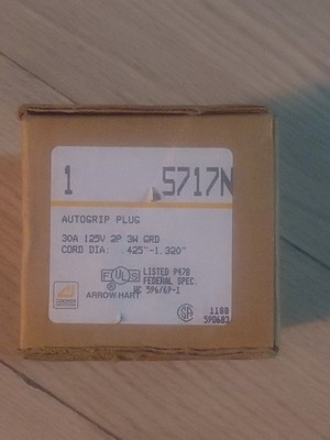 Arrow Hart 5717N, Autogrip plug, 30A 125V, 2P 3W, Male Cord Adapter