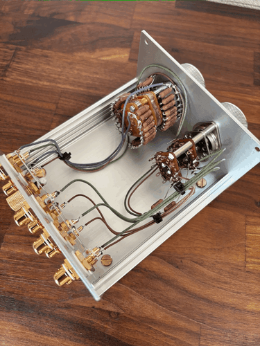 Passive Attenuator Line Selector Passive Preamplifier - Picture 2 of 5