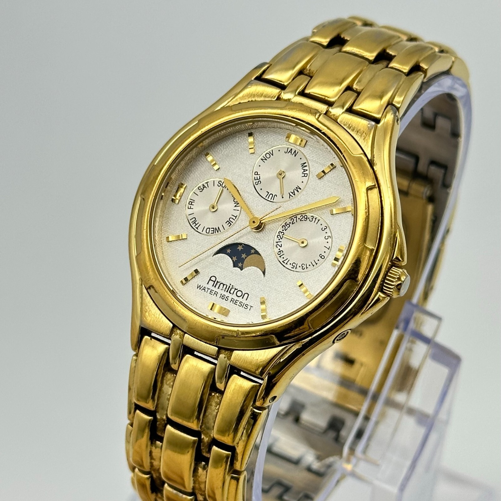 vintage-men-s-armitron-gold-tone-moon-phase-classic-watch-day-date