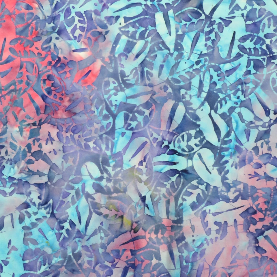 Tela batik de algodón con estampado de hojas azules moradas BTY Foto 3 de 4