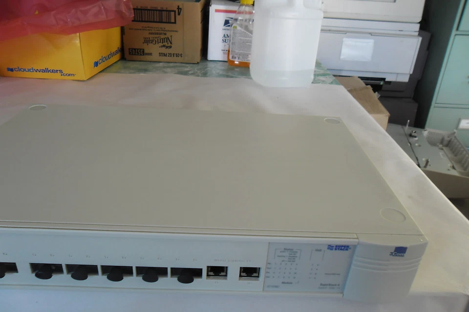 3COM SuperStacker ll Switch 3300 FX Model 3C16982 NEW - Image 2 of 4