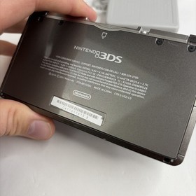 Nintendo 3DS Handheld Video Game Console Black CTR-001 (USA) W Charger US Model