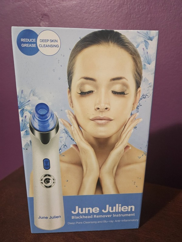 NIB June Julien Blackhead Remover Pore Vacuum Electric Acne Extractor