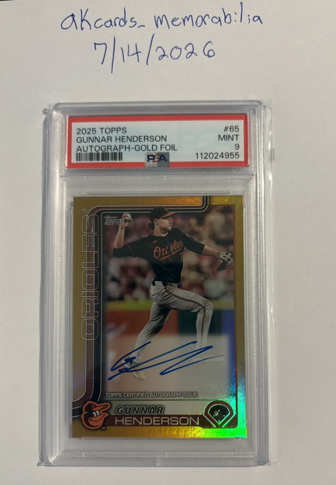 2025 Topps PSA 9 Gunnar Henderson /50 True Gold On Card Autograph PSA 9 Pop 1 view 4