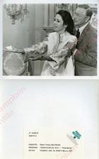 MARCUS WELBY MD Press Photo 7X9 ROBERT YOUNG Dana Wynter FATHER KNOWS BEST 1970