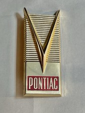 1958 Pontiac Starchief Emblem Decal Logo Fender Rear Emblem Bonneville 1958 Pontiac Starchief Emblem Decal Logo Fender Rear Emblem Bonneville