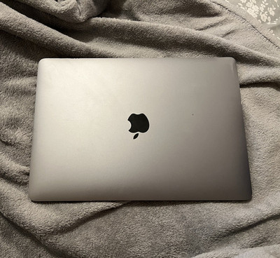 Apple MacBook Pro 13'' Space Gray SSD Laptop Backlit Keyboard Webcam Speakers