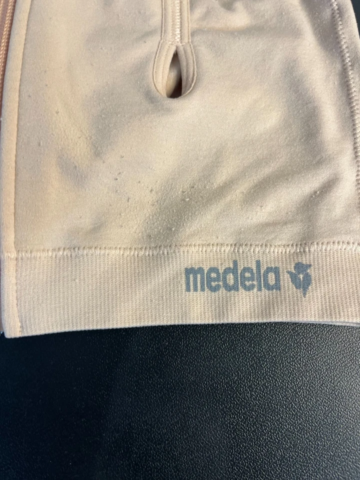 Medela Women’s Nursing Bra Size Medium Cream Tan Zip Up Front Stretch Comfort - Image 2 of 4