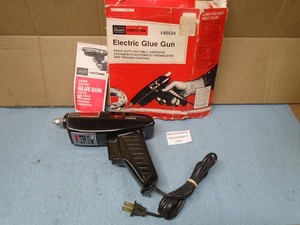 Craftsman USA vintage 9-80524 Hot Melt Electric Glue Gun with Sticks Tested E453