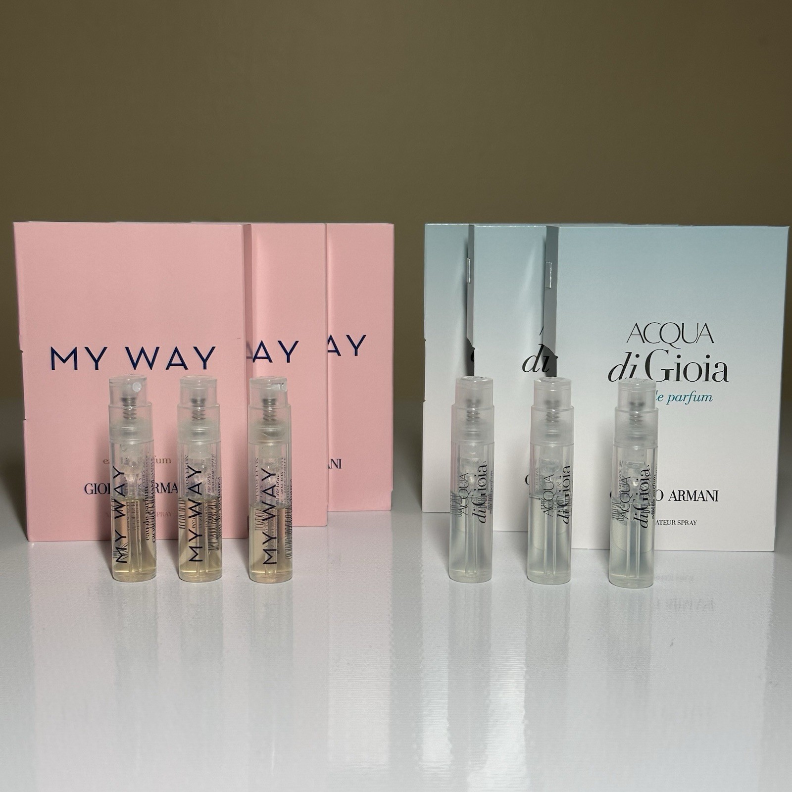 Giorgio Armani womens perfume. Travel Size. Set of 6 Units