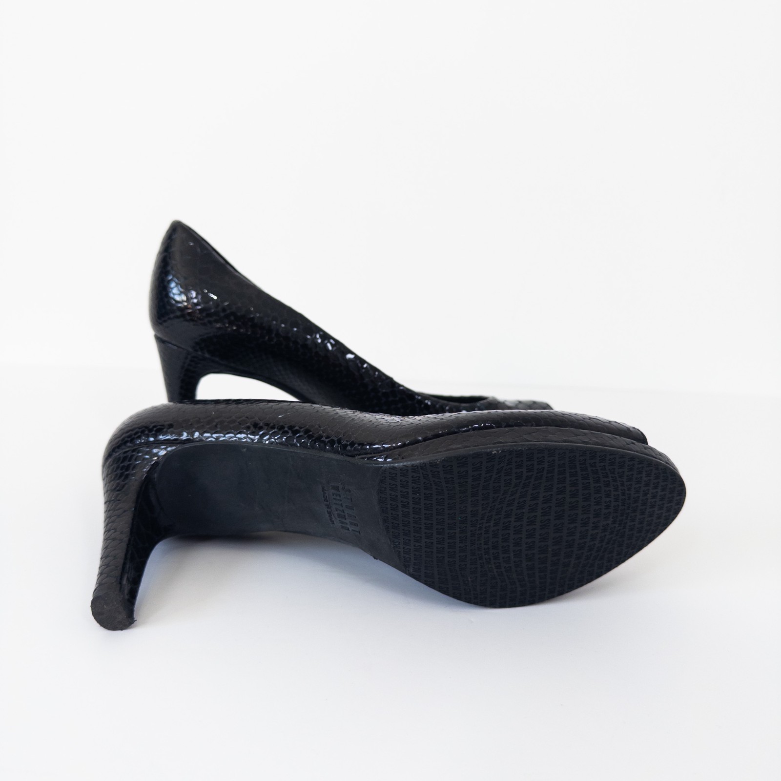 Stuart Weitzman Black Python Embossed Heels UK 6.… - image 17