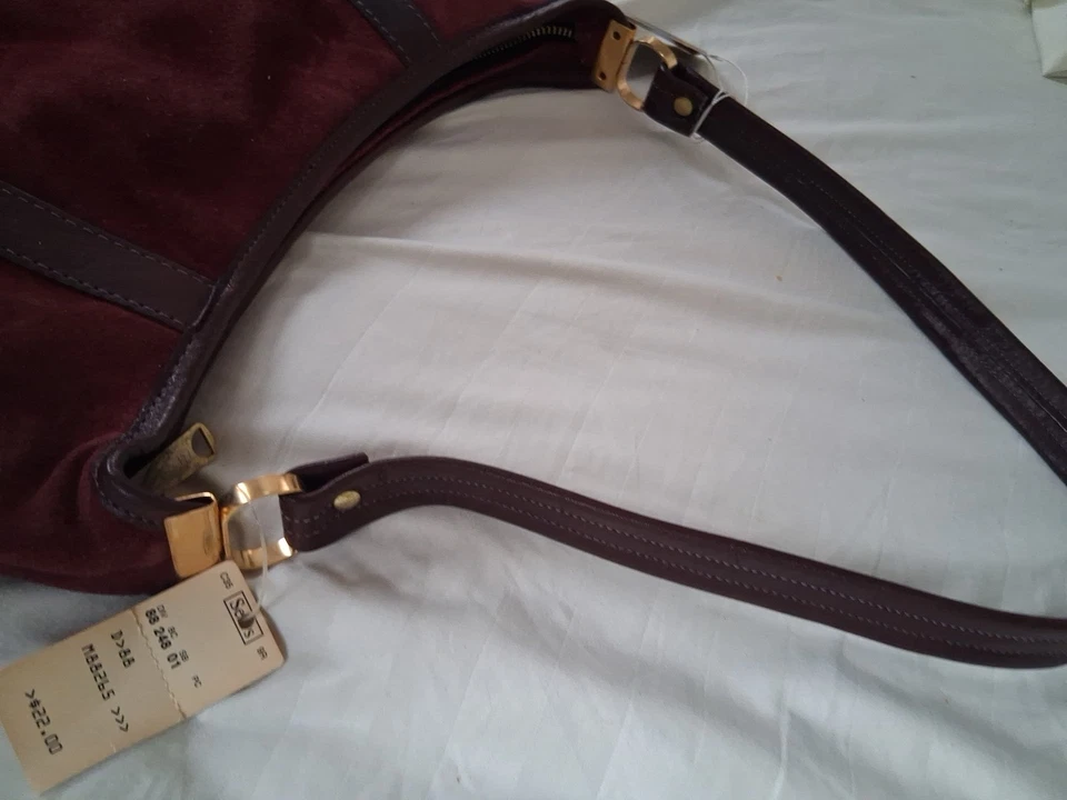 复古绒面皮钱包 — 第 4/4 张图片