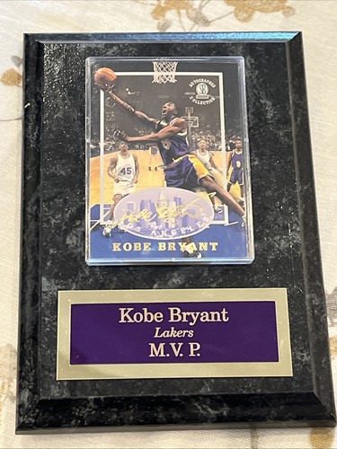 1997-98 Kobe Bryant Score Board #16 Card Display Plaque Lakers Memorabilia