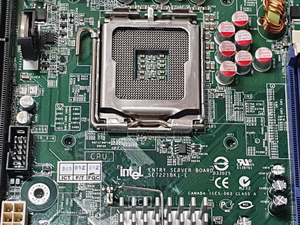 Intel server board SE7221BK1-E - Image 3 of 3