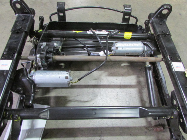 Maserati Quattroporte, RH Front Seat Track w/ Motors, Used, P/N 980139481