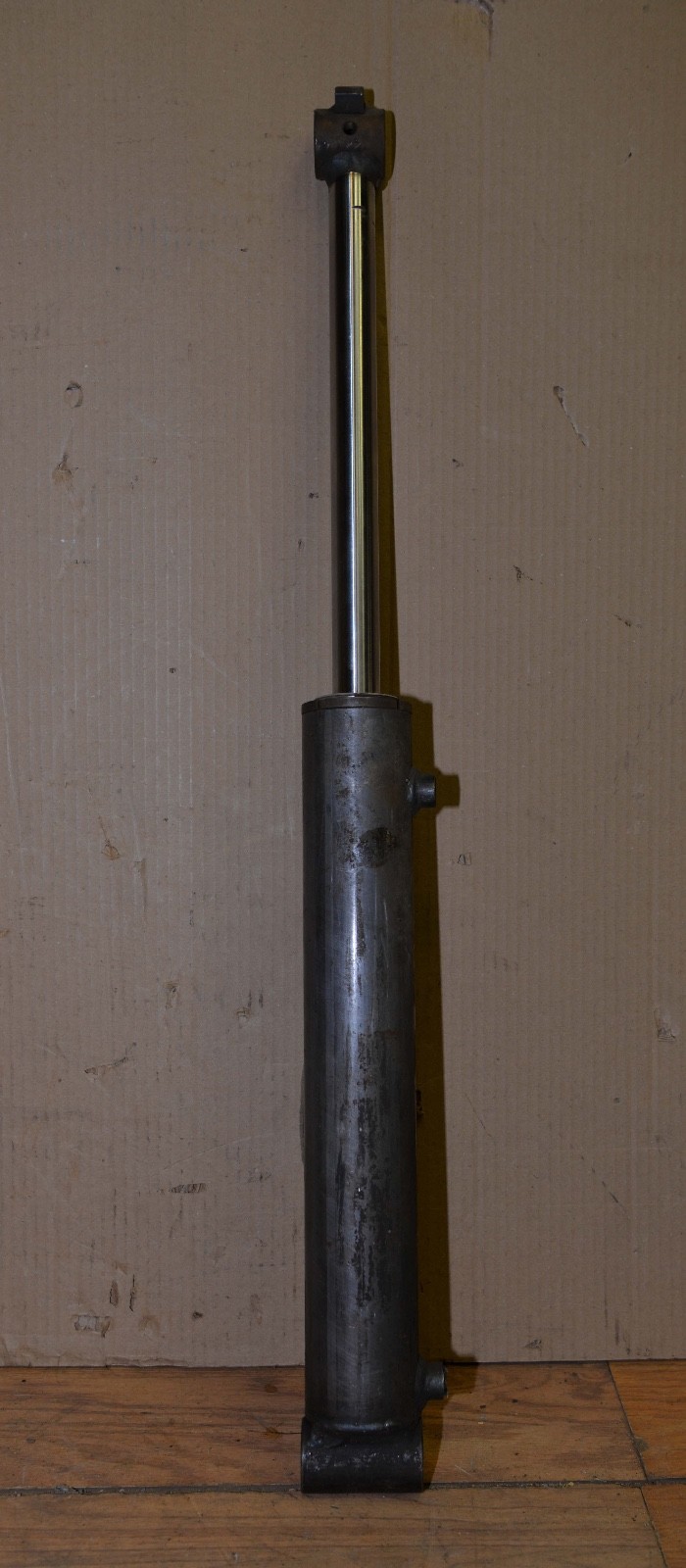 Tractor loader hydraulic cylinder 1 1/4" diameter shaft farm rebuilders