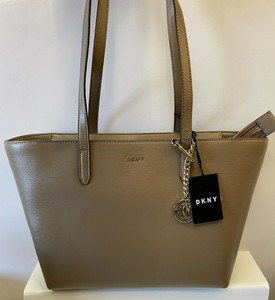 dkny sutton bolsa