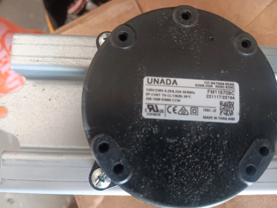 NUEVO - Motor de tanque/agitador burbujeador Crathco CS-3L-16 y montaje Foto 2 de 2