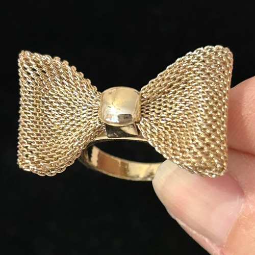 Vintage Mesh Bow Ring Statement Gold Tone Kawaiicore Size 7.5 Girly - Image 1