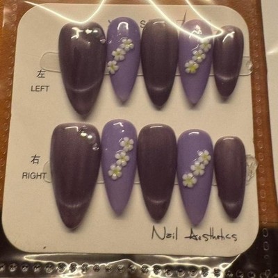 Lavender Bloom Nail Set   Size M