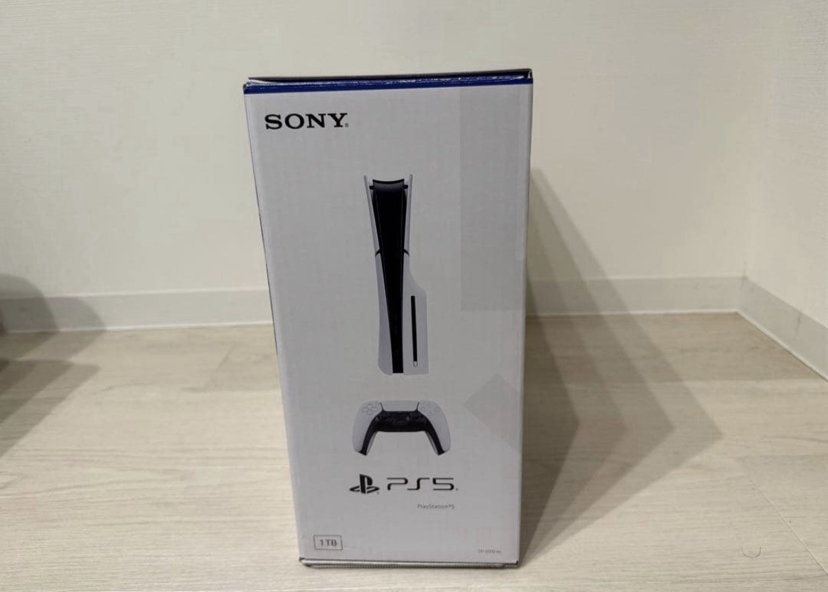 Sony PlayStation 5 CFI-1000A01 Home Console Japan 100V F/S Brand