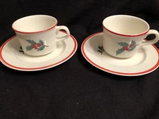 Vintage Set of 2 Taylor Smith & Taylor Holly Spruce Christmas Cups & Saucers USA