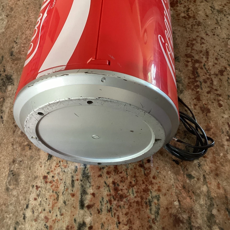 Mini refrigerador eléctrico Koolatron 8 latas oficial Coca-Cola AC/DC CC-06 Foto 2 de 4