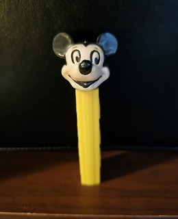 VINTAGE RARE No Feet Pez MICKEY MOUSE DIE CUT 1960’s Austria 2.6 RARE