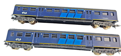 Schwader von 2 Lima NS Plan E HO Dutch Railway Corridor Passenger Coach Rolling Unbox