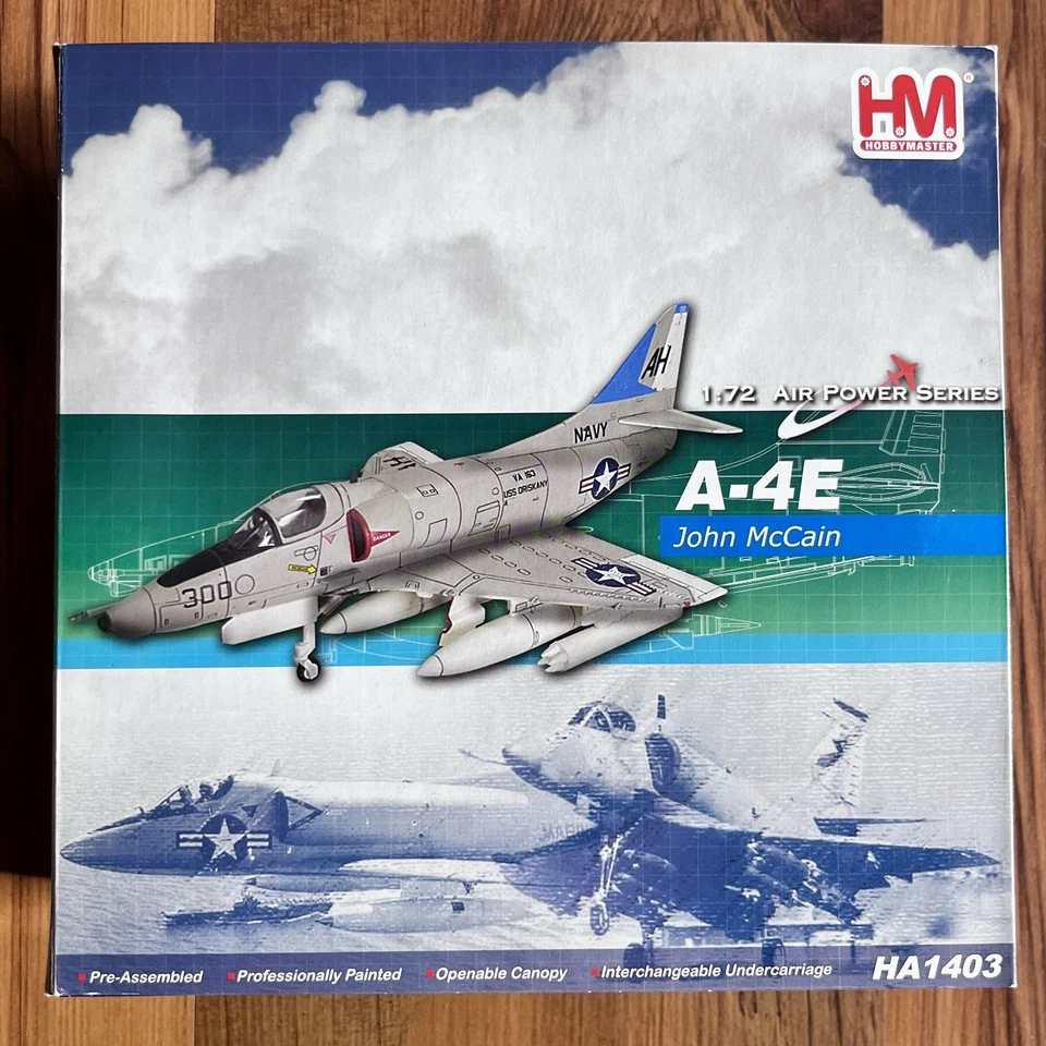 Douglas A-4E Skyhawk Hobby Master 1/72 Diecast Modelo #HA1403 POW John McCain Foto 2 de 4