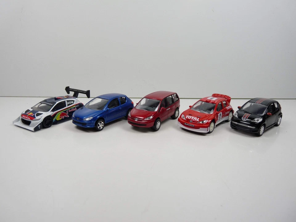 TRI51 : 5 X 3 inches 1/64 PEUGEOT 107 206 208 807 - Photo 2/3