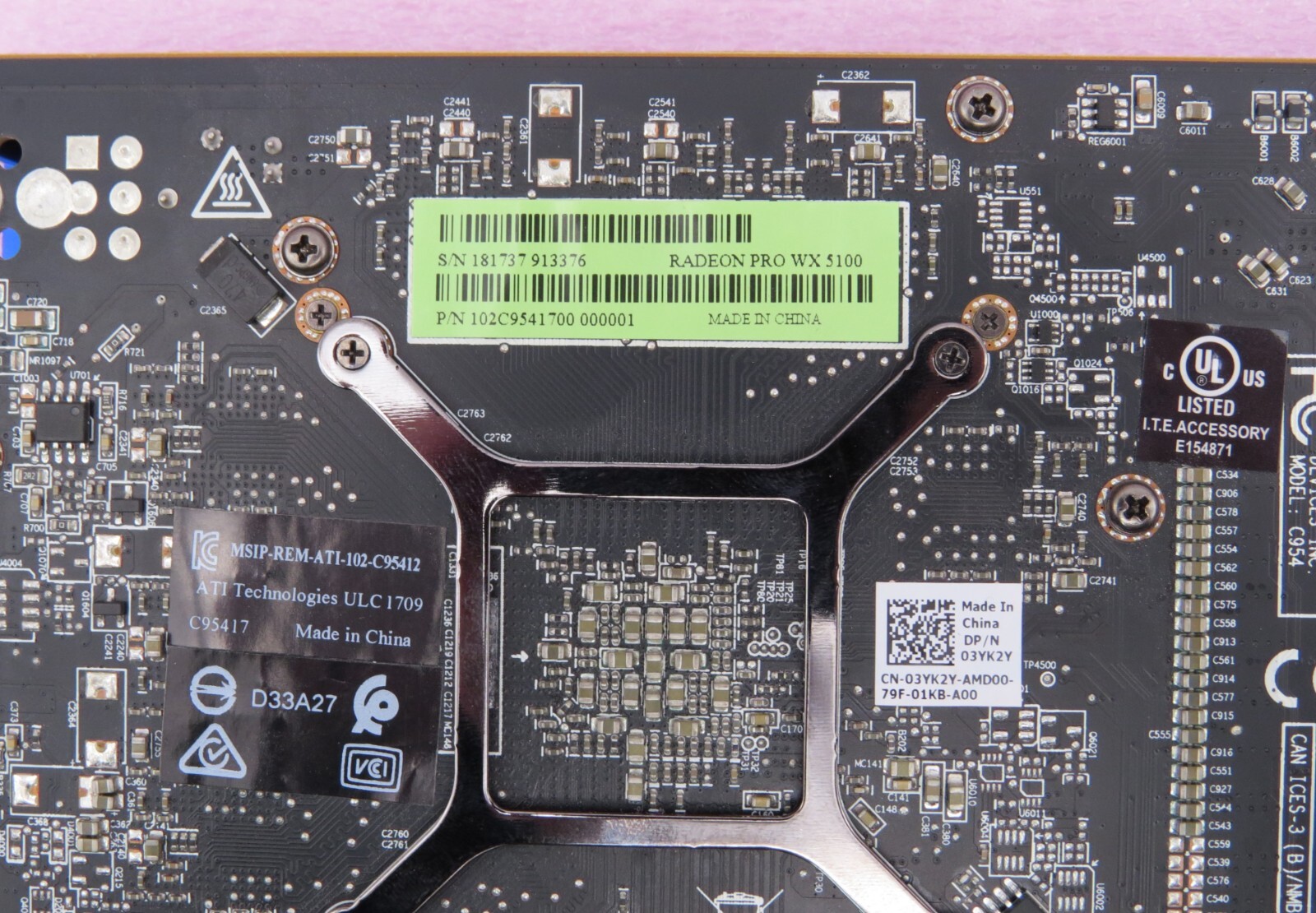 AMD Radeon PRO WX 5100 Graphics Card / 8GB GDDR5 VRAM / 1792 CUDA Cores