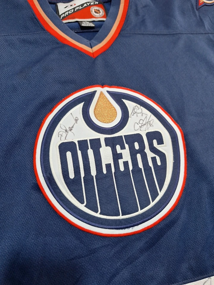 Edmonton Oilers PRO PLAYER NHL Jersey shirt Multi signed Youth L/XL fits adult S - Image 3 of 4