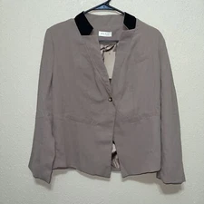 BLVD Blazer Long Sleeve Slim Cut Size large new