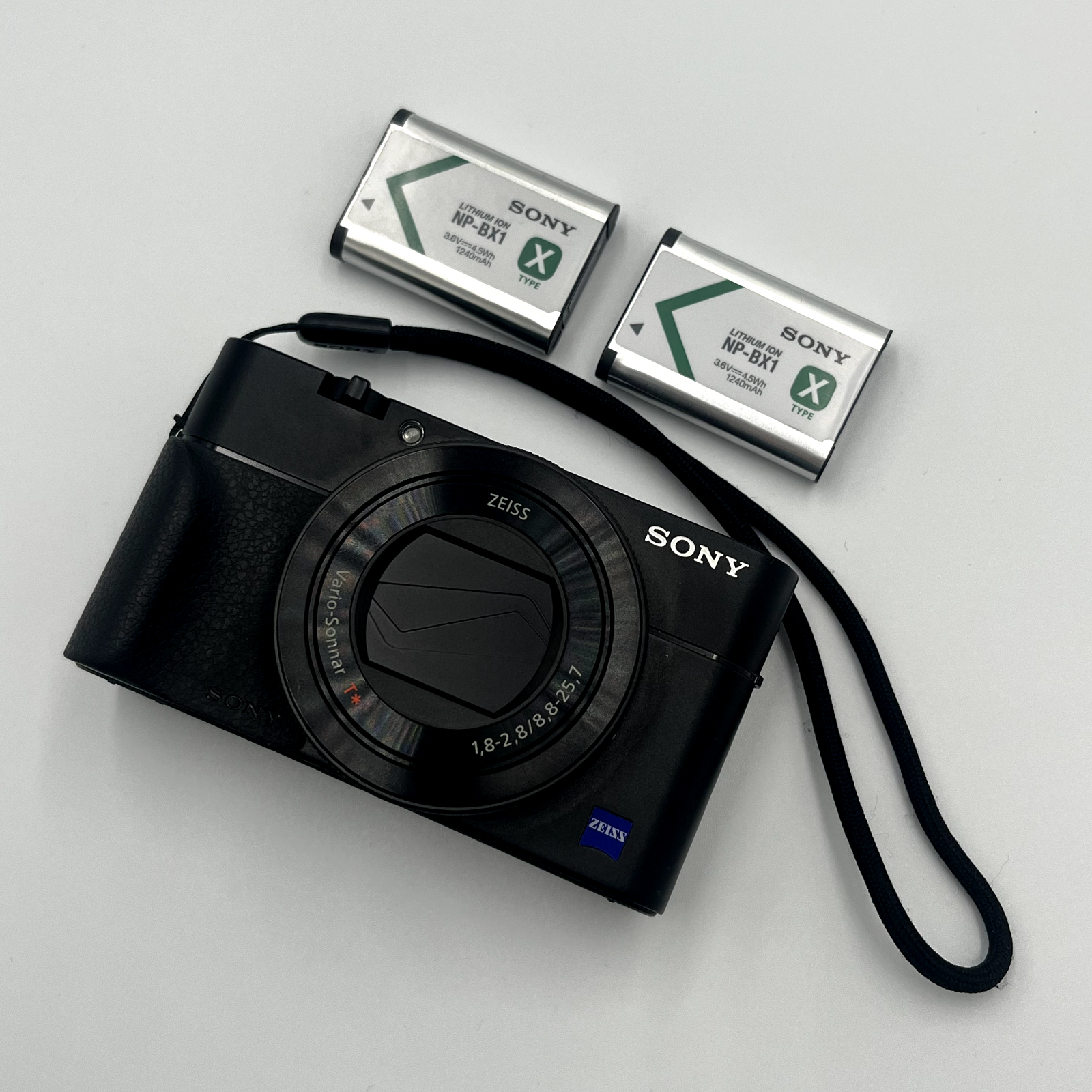 【 MINT 】Sony Cyber-shot DSC-RX100 VA Digital Camera DSC-RX100M5A from JAPAN