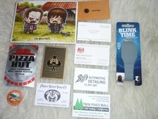 Movie Film Tv memorabilia Replica prop Bundle lot Badge Print zbox blink watch