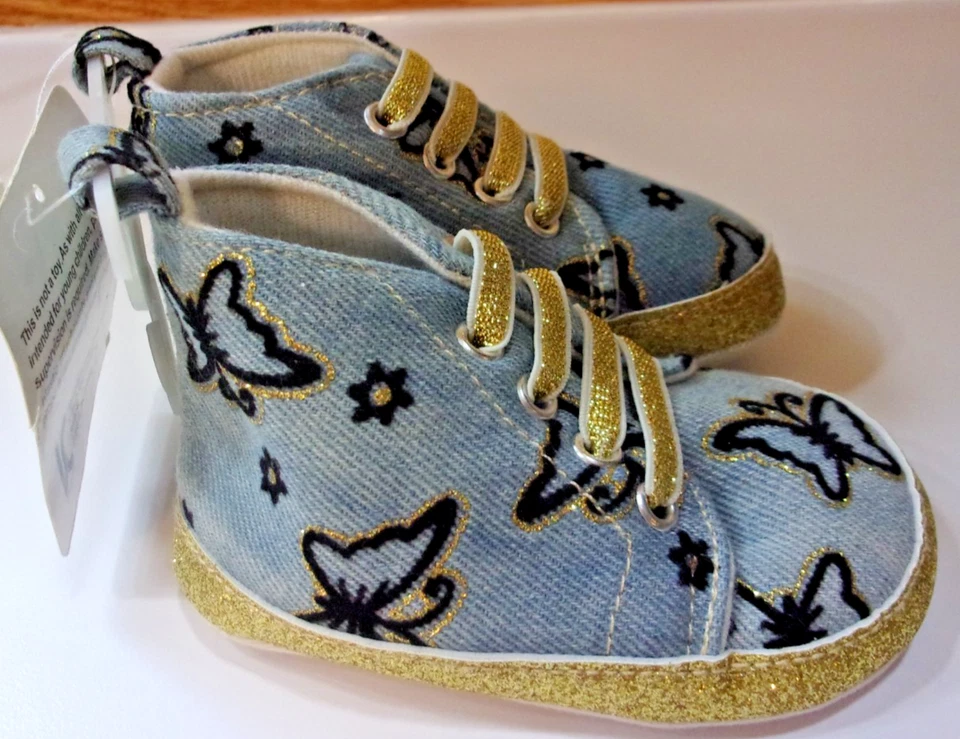 Nuevo Little Me Bebé Niña Talla 3 Denim Azul Mariposa Tenis Suela Suave Zapatos Foto 4 de 4
