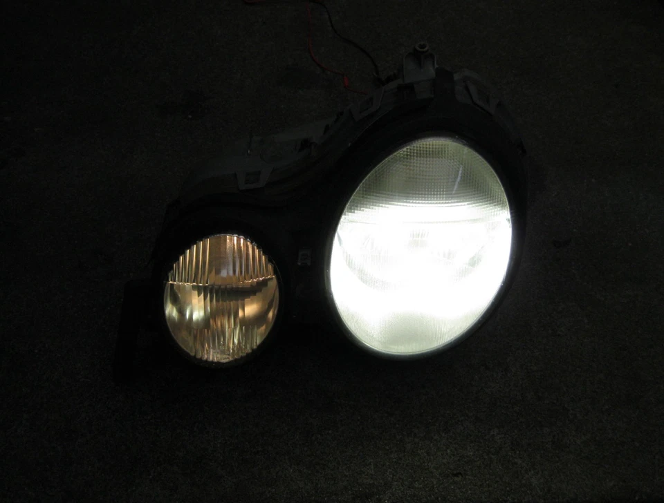 96-99 Mercedes-Benz W210 OEM Left Driver Xenon Headlight Assembly (144869) Foto 2 de 4