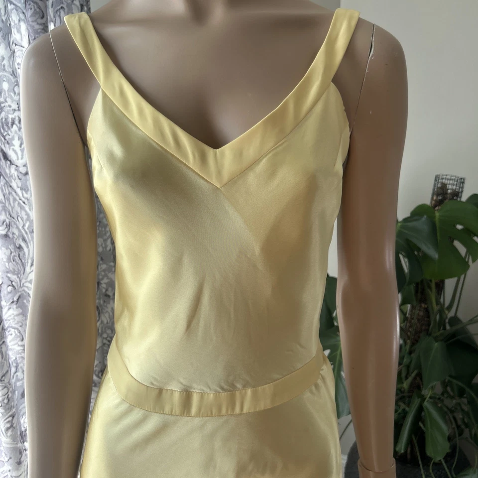 Faviana 11052 Andie Anderson Yellow Silky Open Back Evening Rom-Com Dress Y2K - Image 3 of 4