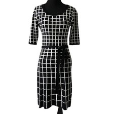 Gabby Skye Black White Geometric Design Sweater Dress 3/4 Sleeve Size Small  