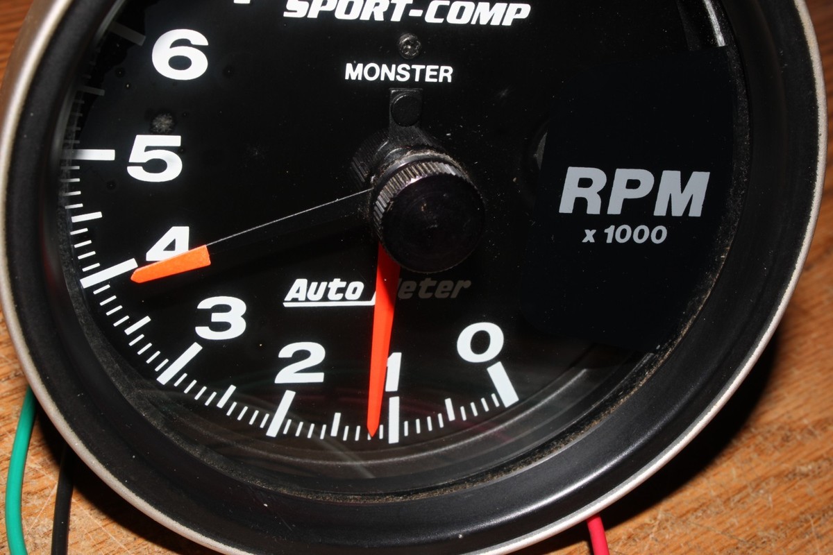 Auto Meter Tachometer Gauge Sport Comp Monster 5
