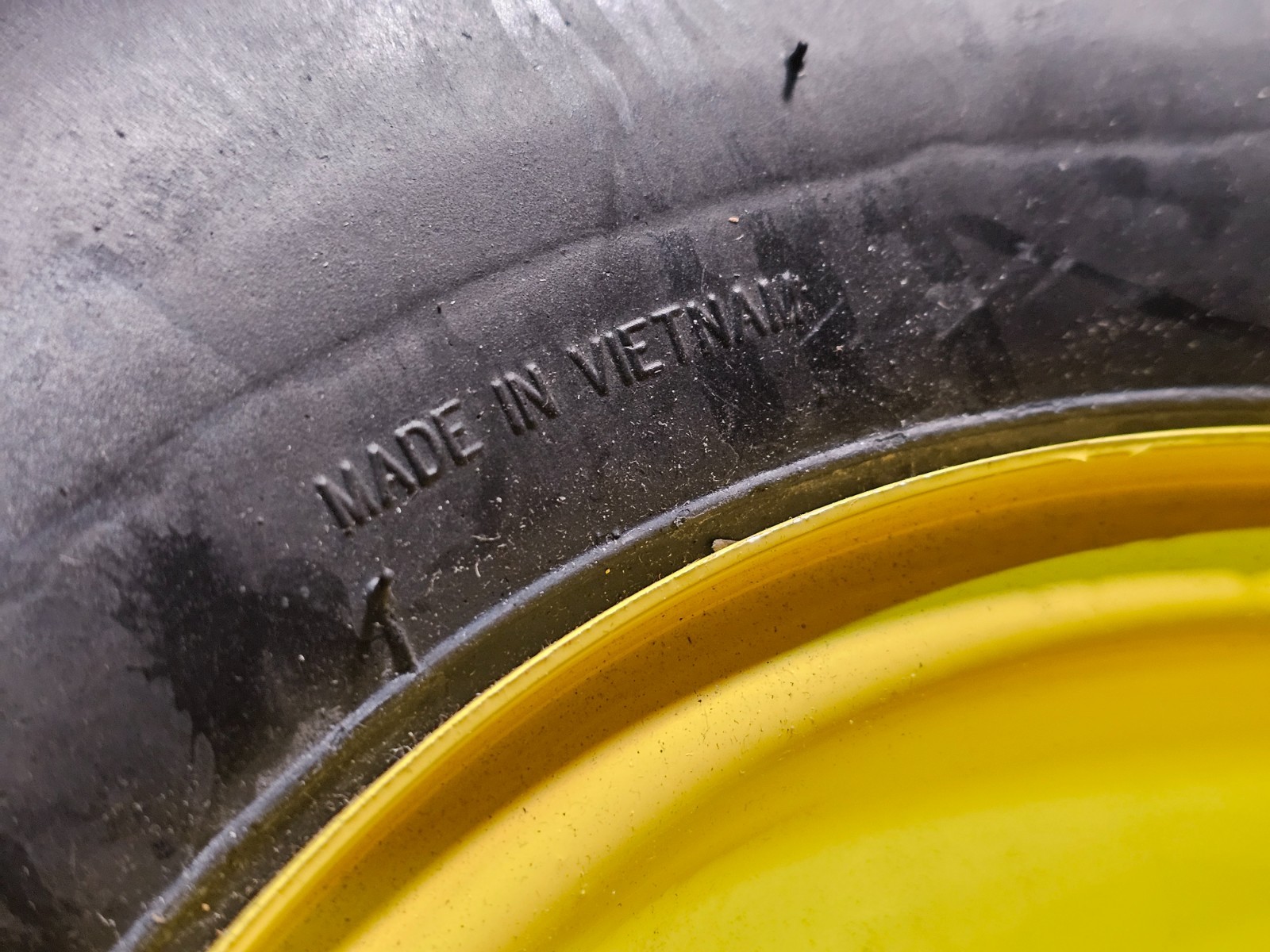 (QTY 1) Hoosier Wheel & Tire 20x8.00-8 Lawn & Garden Tubeless 4PR Load B