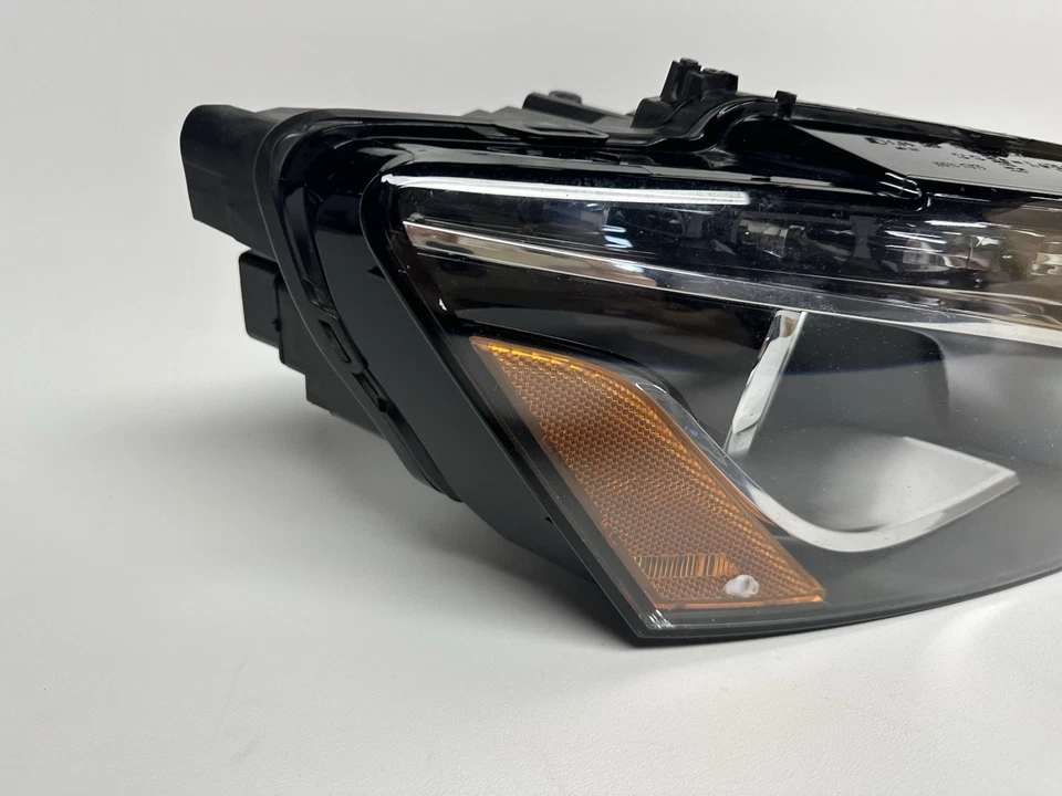 2009-2012 AUDI Q5 FRONT RIGHT SIDE HID XENON HEADLIGHT LIGHT HEADLAMP LAMP OEM - Image 2 of 4