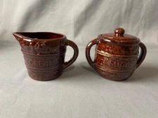 Vintage Barrel Cream and Sugar Set in Brown jl